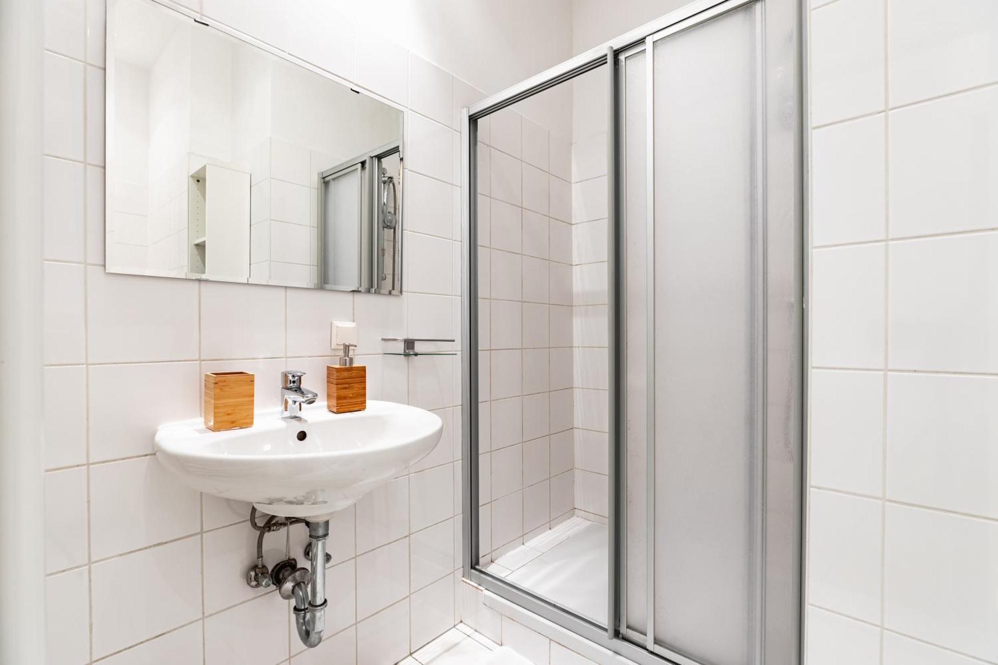 Spacious 3-Room Apt. 15 Min To The City Center Wien Eksteriør bilde